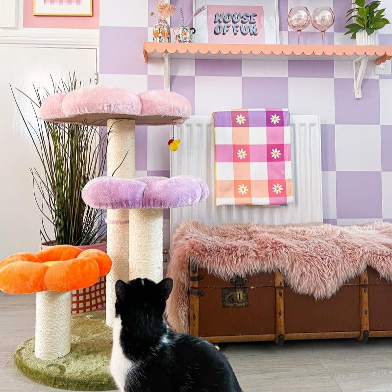 Multi-Level Flower Cat Tree with Soft Mats- Cat Tower with Sisal Scratching Post for Large Cats and Multi-Pet Households for Cat up to 20Lbs